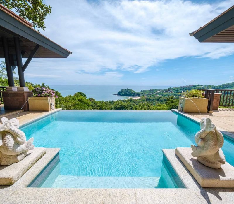 koh-lanta-thailand-luxury-beach-chairs-by-the-swi-9B2BKL8.jpg